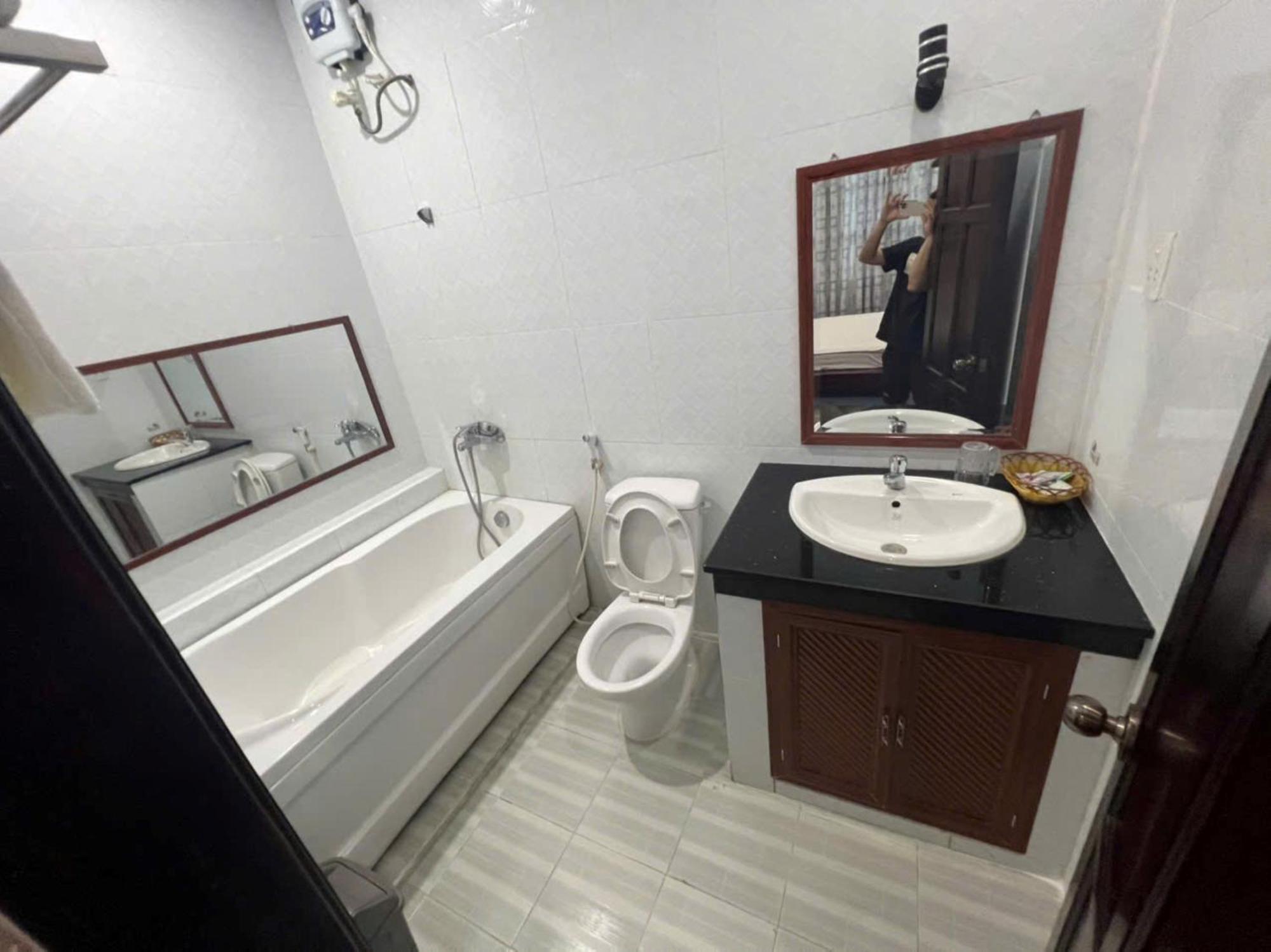 Phi Long 2 Hotel Thu Dau Mot Eksteriør bilde